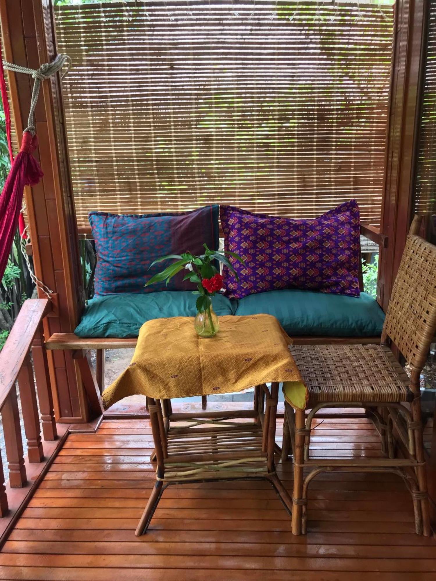 Retro Kampot Guesthouse Екстериор снимка
