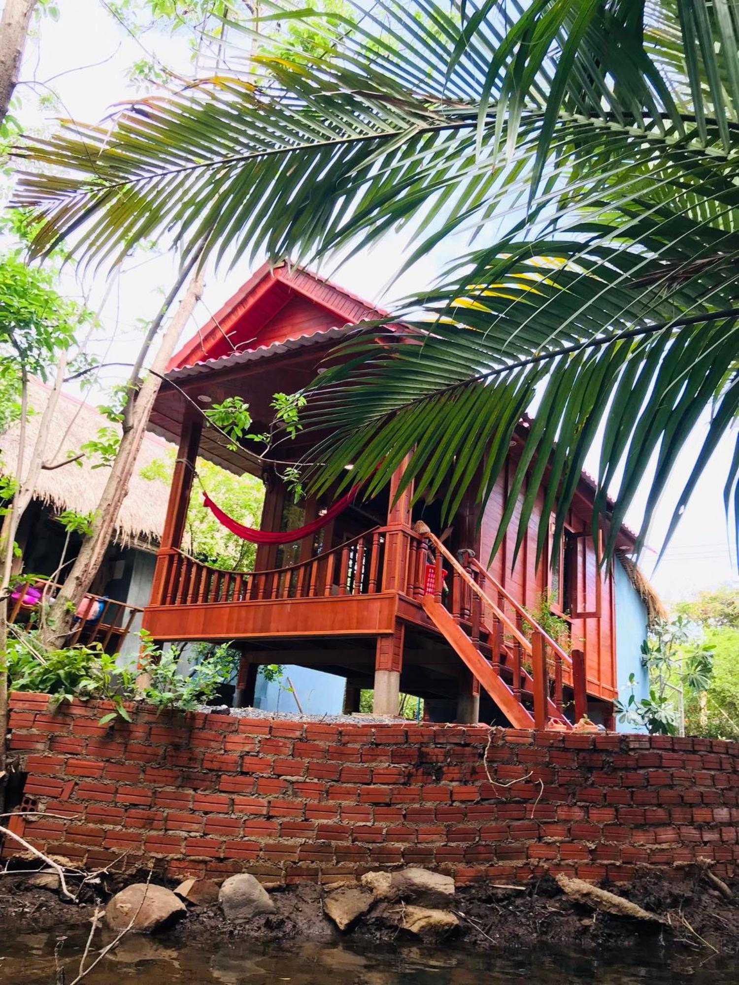 Retro Kampot Guesthouse Екстериор снимка