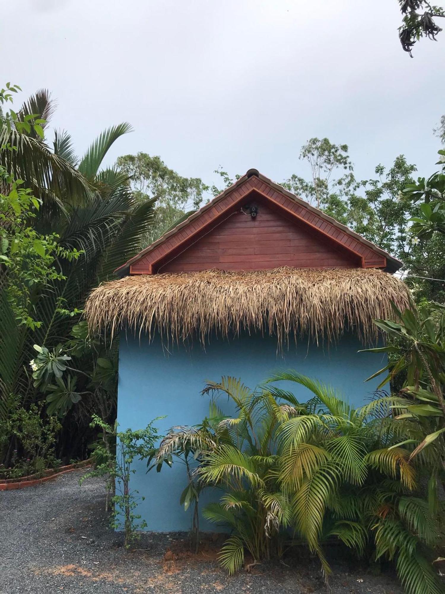 Retro Kampot Guesthouse Екстериор снимка