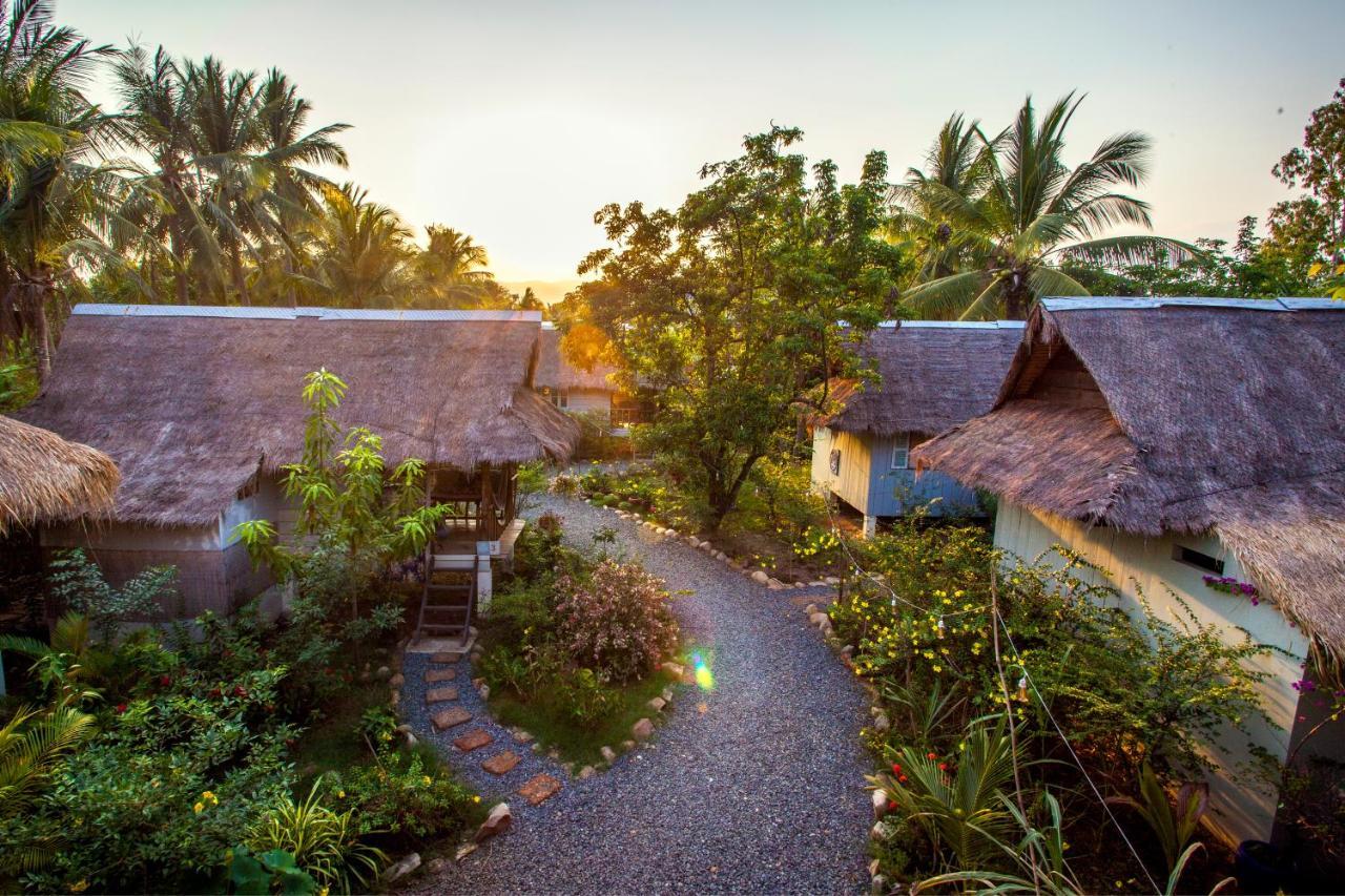 Retro Kampot Guesthouse Екстериор снимка